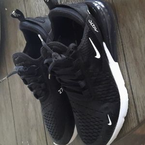 - Nike Air Max 270
